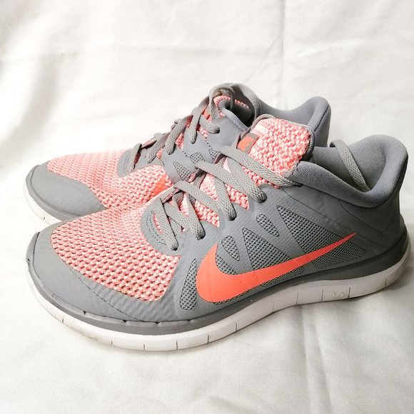 NIKE SHOES FOR TRAINING GRAY AND ORANGE - Picture 2 of 5